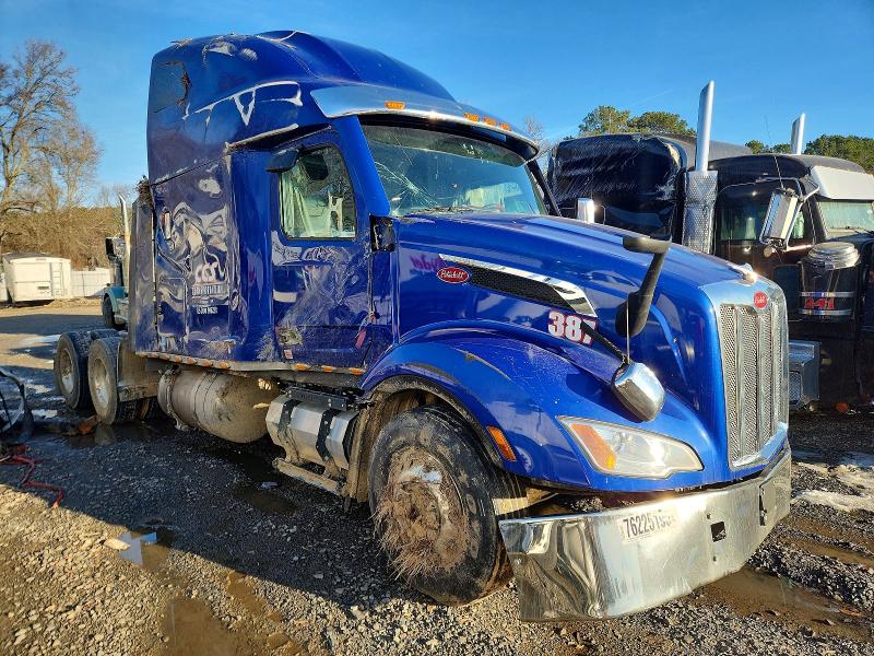 2025 PETERBILT 579 — VIN 1XPBD49X8SD735226