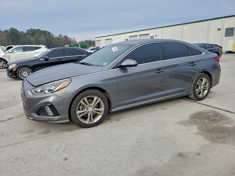 2019 HYUNDAI SONATA LIM — VIN 5NPE34AF3KH738193