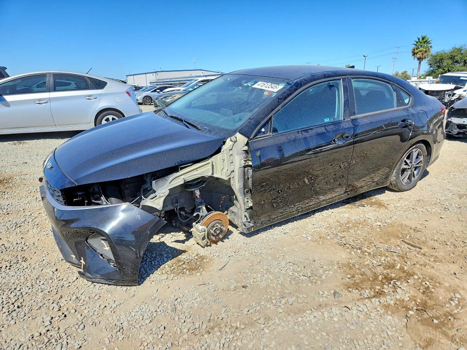 2024 KIA FORTE — VIN 3KPF24ADXRE696061