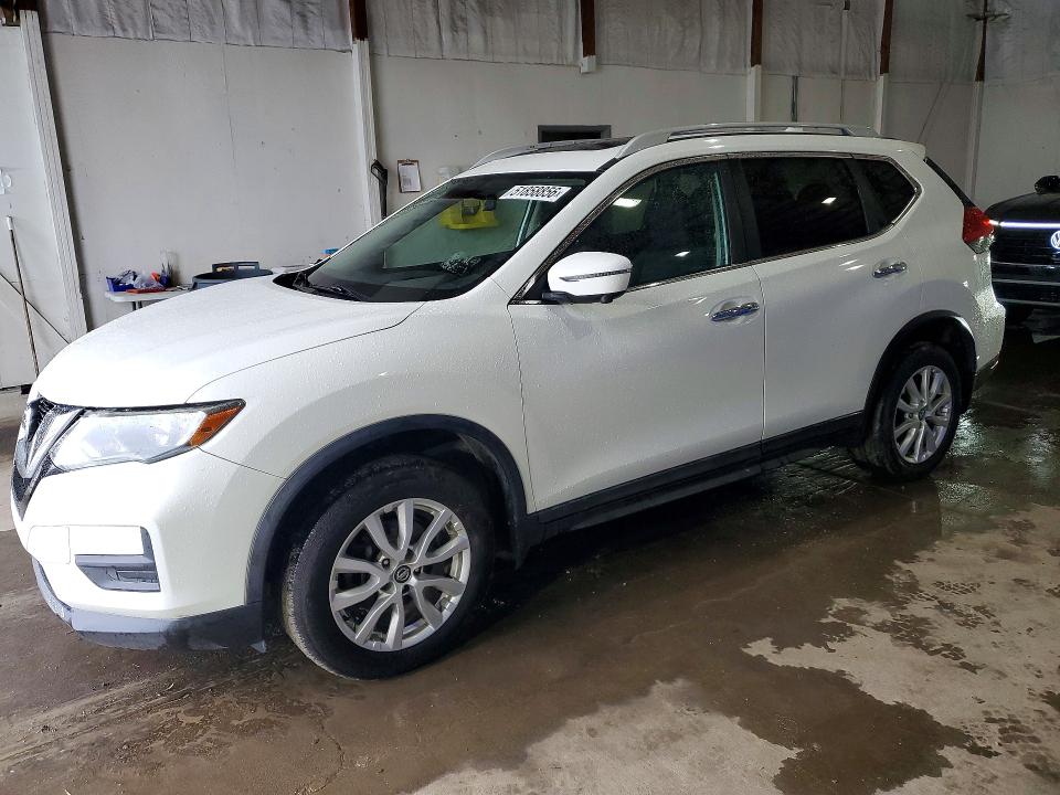 2017 NISSAN ROGUE — VIN 5N1AT2MV0HC766636