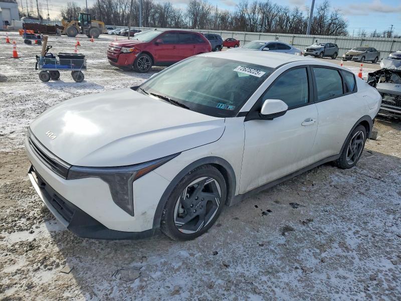 2025 KIA K4 — VIN 3KPFU4DE3SE011547