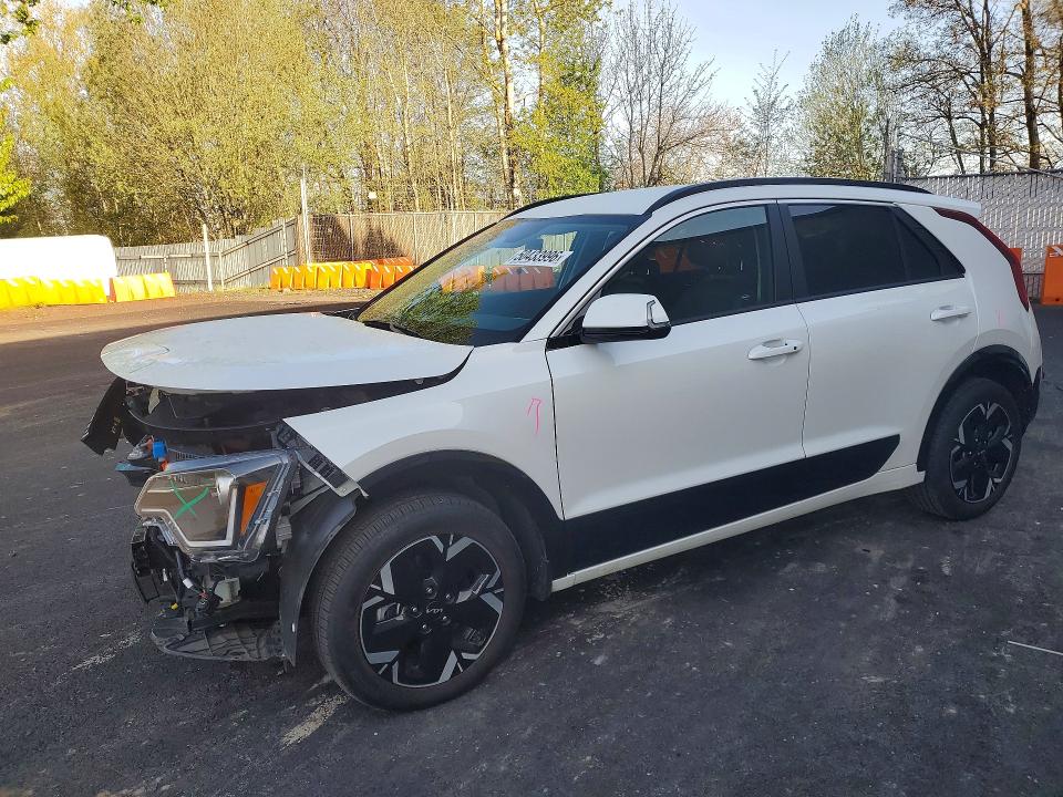 2025 KIA NIRO — VIN KNDCR3L10S5139057