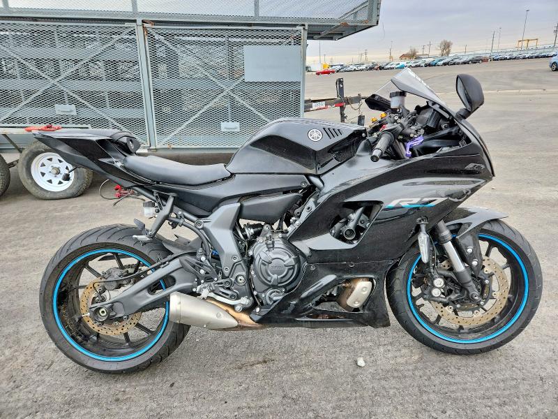 2022 YAMAHA YZFR7 — VIN JYARM38E3NA002402