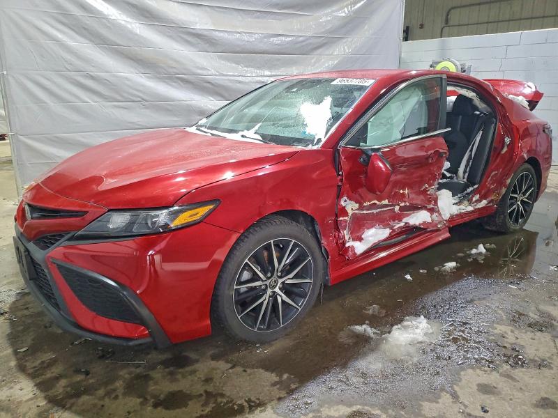 2022 TOYOTA CAMRY SE — VIN 4T1G11BK9NU057616