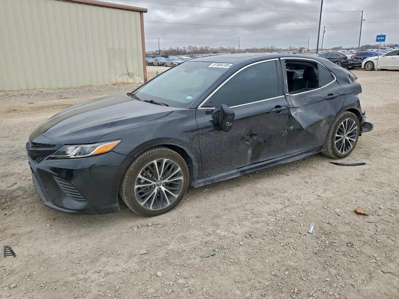 2020 TOYOTA CAMRY SE — VIN 4T1G11AK2LU903826