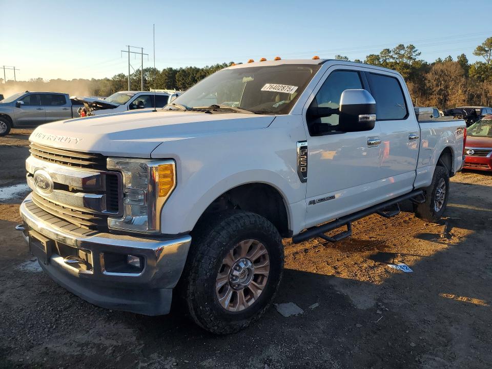 2017 FORD F250 SUPER — VIN 1FT7W2BT0HEC06272