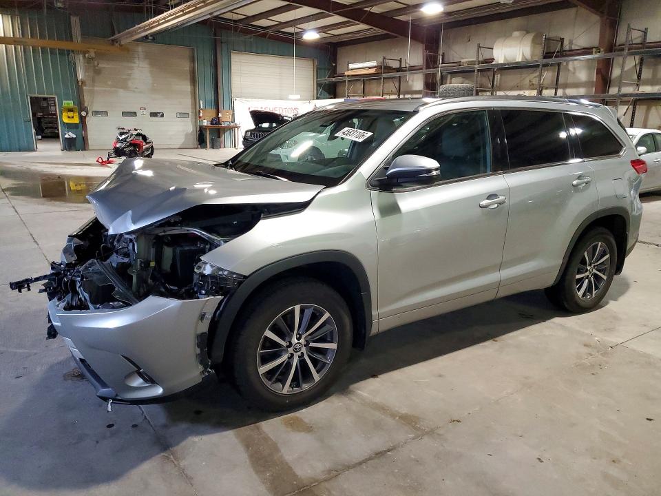 2018 TOYOTA HIGHLANDER — VIN 5TDJZRFH3JS862056