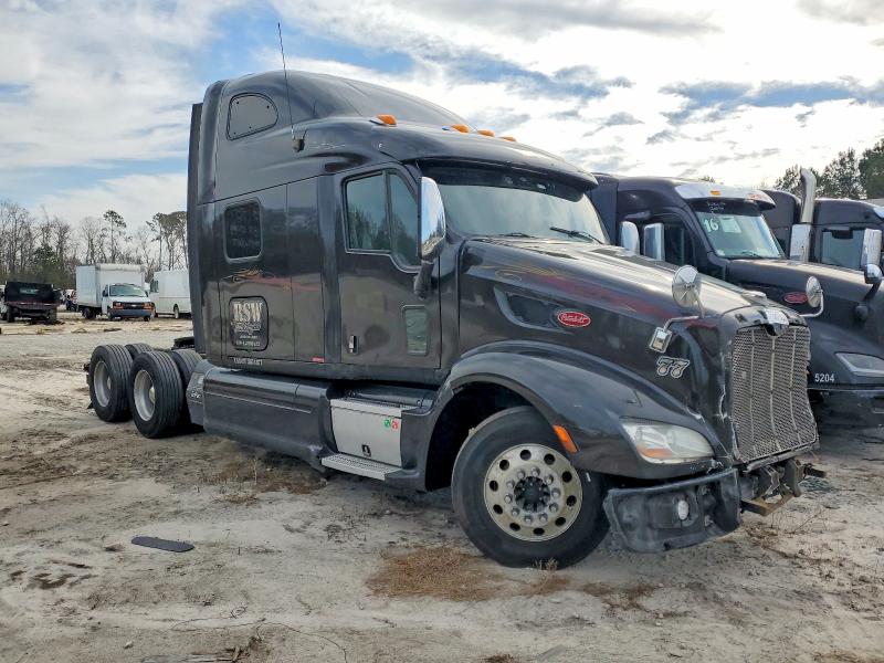 2015 PETERBILT 587 — VIN 1XP4DP9X4FD223205