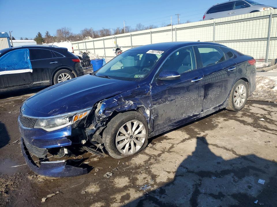 2017 KIA OPTIMA — VIN 5XXGT4L34HG146740