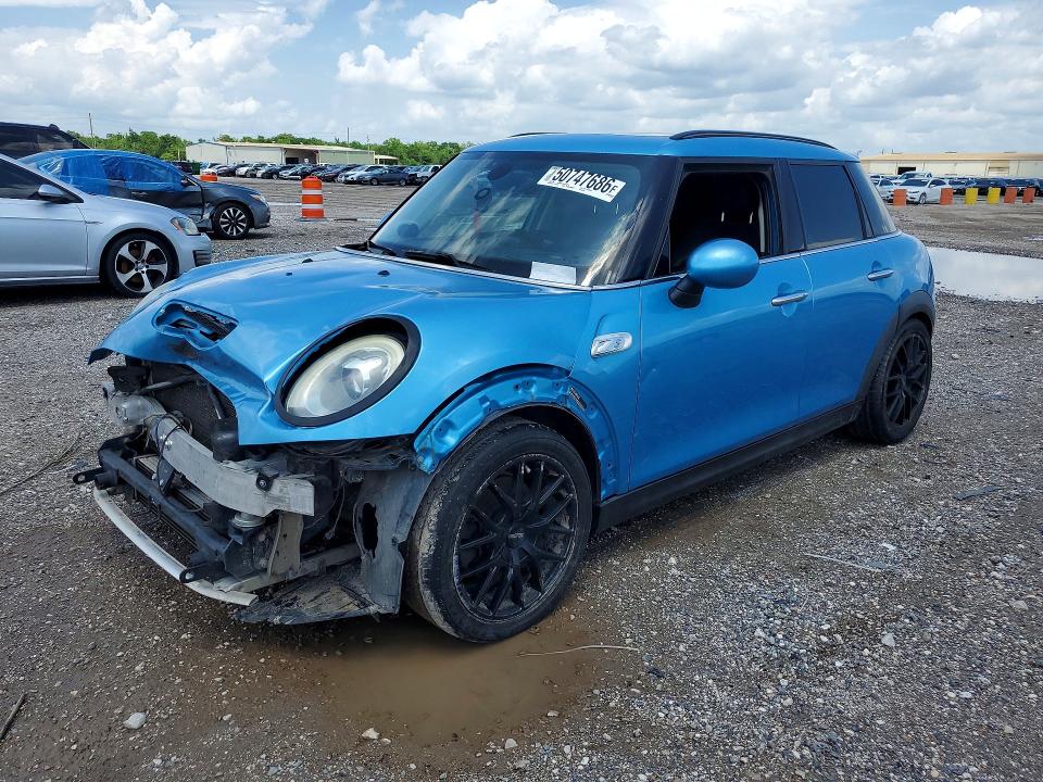 2016 MINI COOPER — VIN WMWXU3C52G2B63307