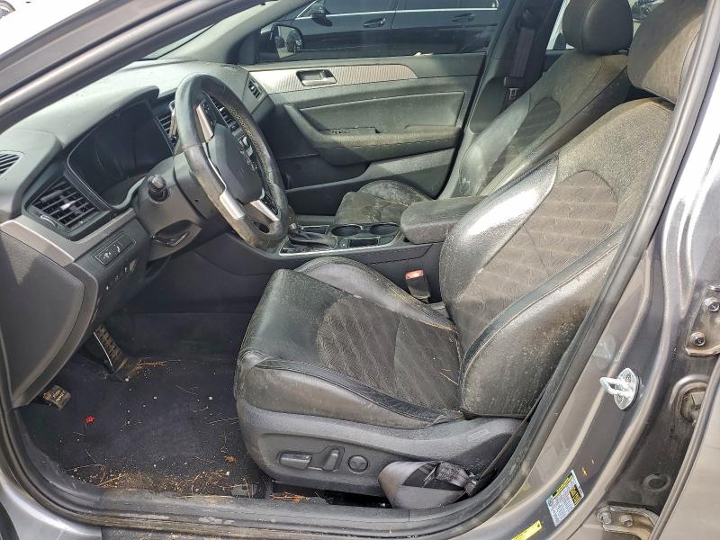 5NPE34AF3KH738193