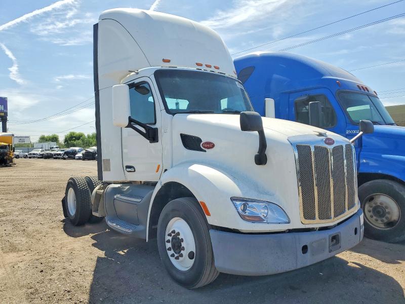 2018 PETERBILT 579 — VIN 1XPBA48X6JD446421