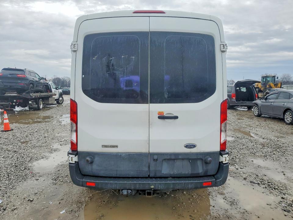 1FTYR2CV5GKA36325