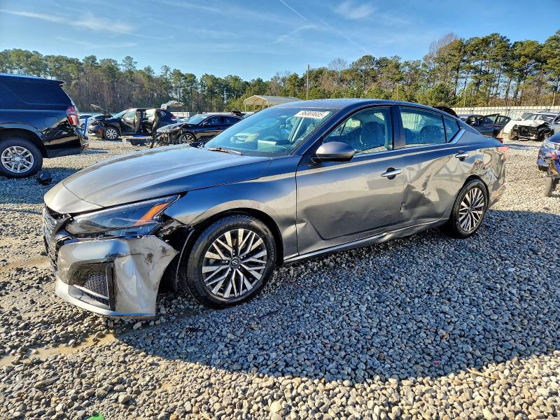 2023 NISSAN ALTIMA SV — VIN 1N4BL4DV4PN310183