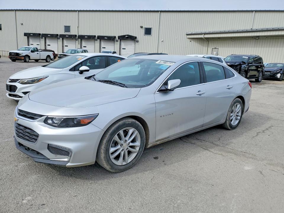 2018 CHEVROLET MALIBU — VIN 1G1ZD5ST0JF243962