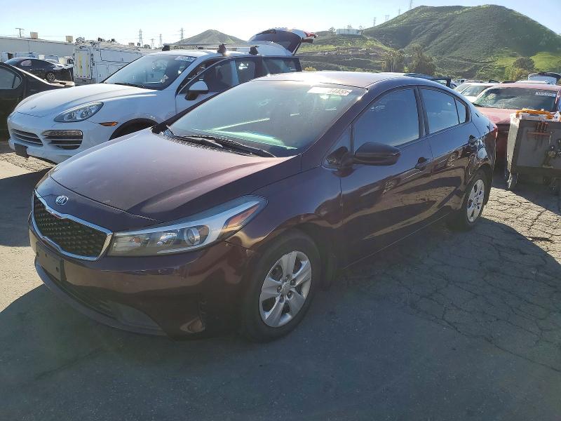 2018 KIA FORTE LX — VIN 3KPFK4A75JE217253