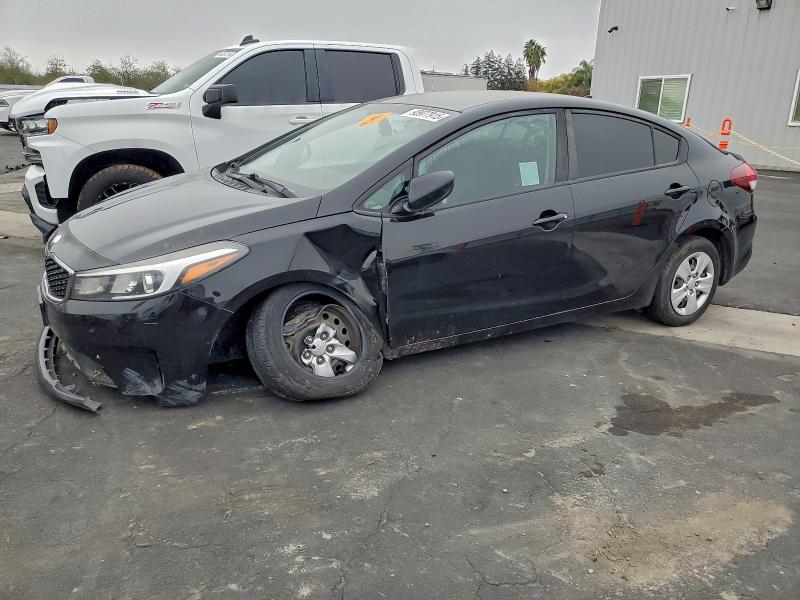 2018 KIA FORTE LX — VIN 3KPFK4A72JE235239