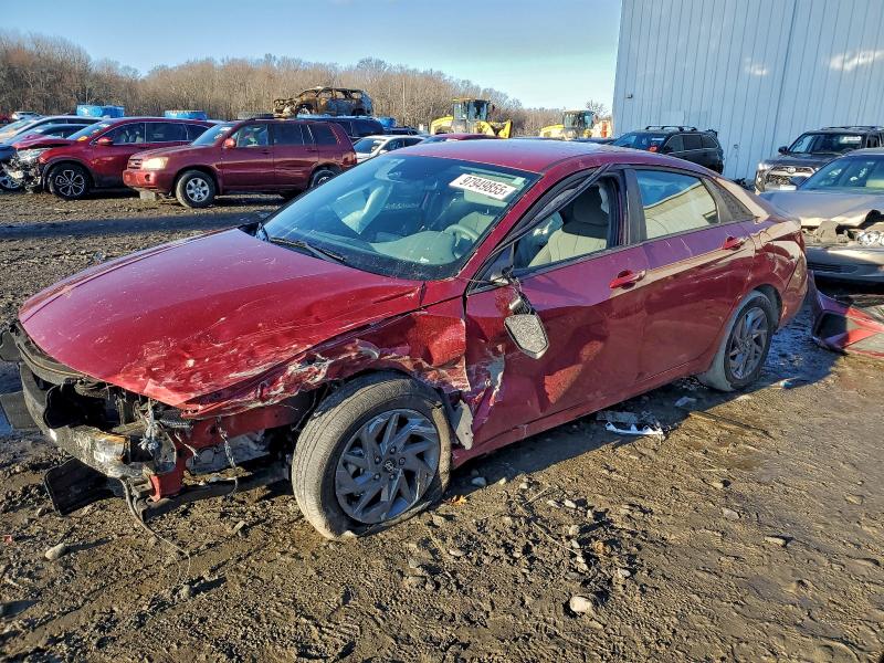 2024 HYUNDAI ELANTRA SE — VIN KMHLM4DG7RU652499