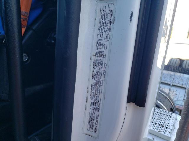 1XPBDP9X2JD481223