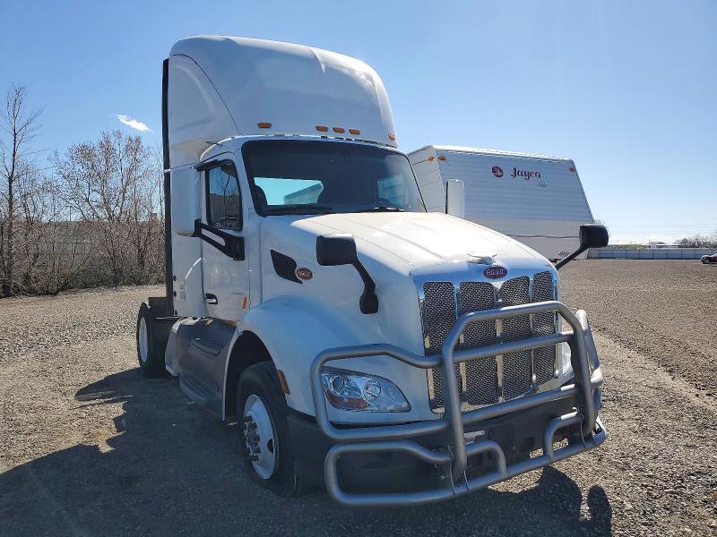 2019 PETERBILT 579 — VIN 1XPBA48X4KD478494