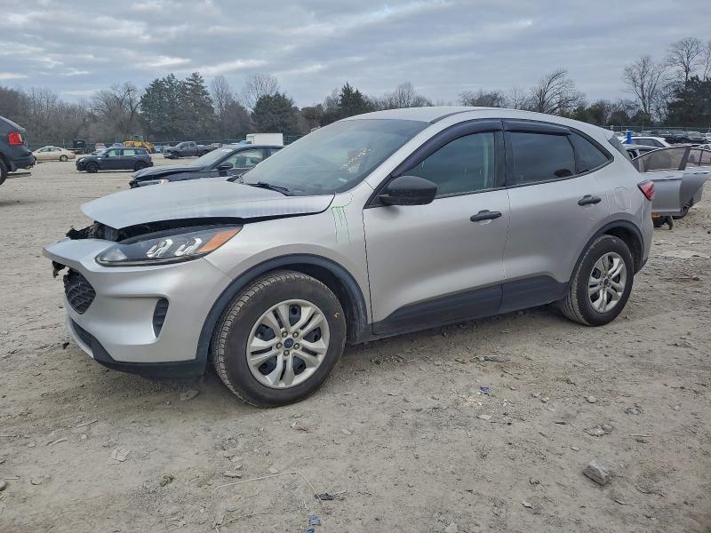 2020 FORD ESCAPE S — VIN 1FMCU0F66LUA05953