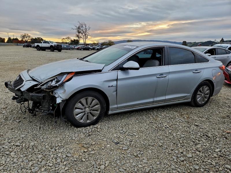 2017 HYUNDAI SONATA — VIN KMHE24L32HA064152