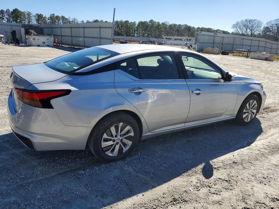 1N4BL4BV2PN384463
