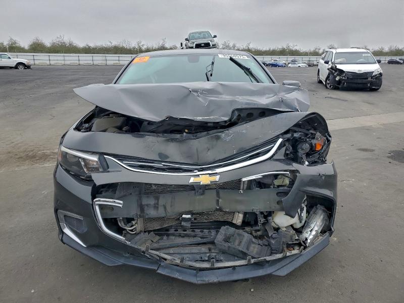 1G1ZD5ST8JF144127