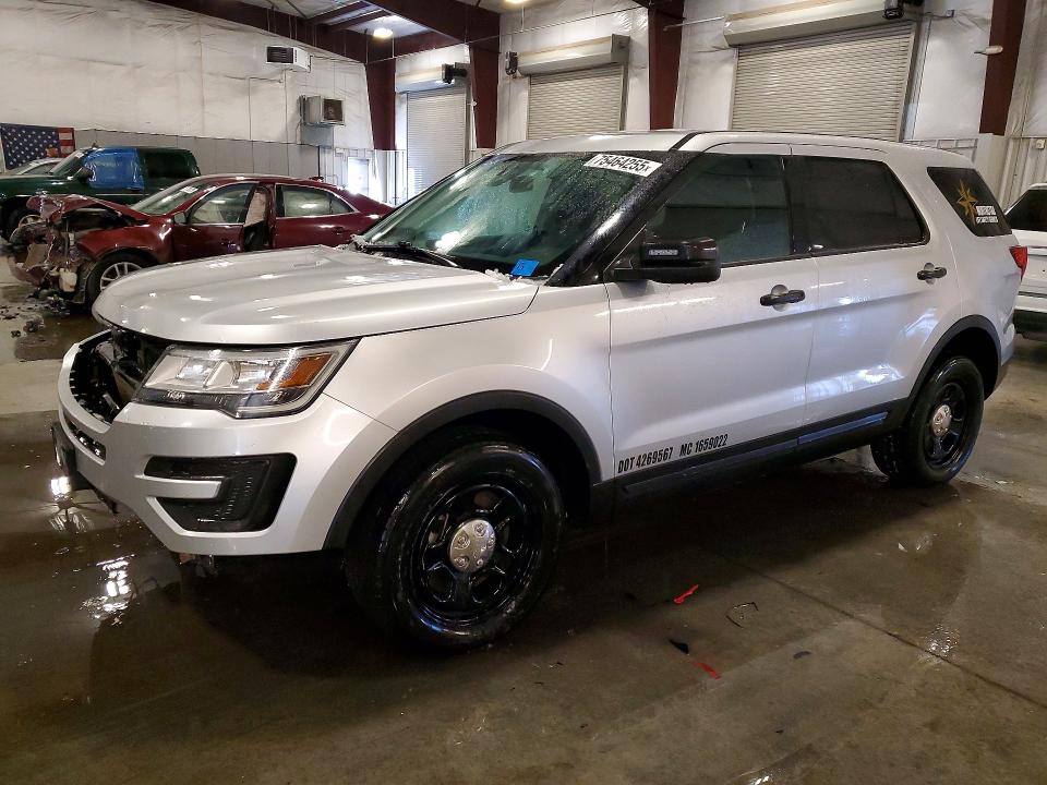 2018 FORD EXPLORER P — VIN 1FM5K8AR5JGC76674