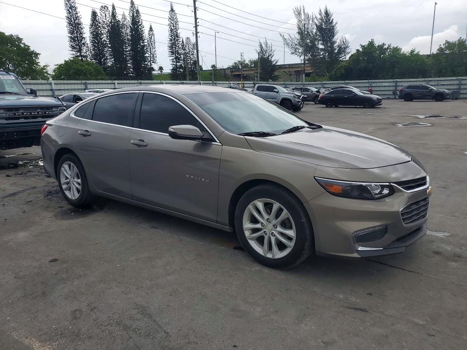 1G1ZD5ST6JF114687