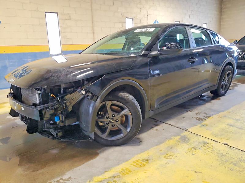 2025 KIA K4 LX — VIN 3KPFT4DE3SE060427