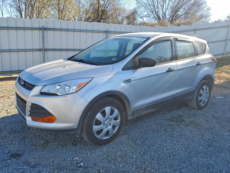 2016 FORD ESCAPE S — VIN 1FMCU0F77GUA26194