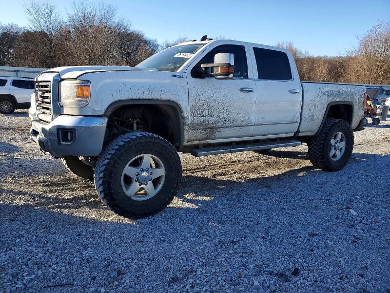 2015 GMC SIERRA — VIN 1GT12ZE86FF683278