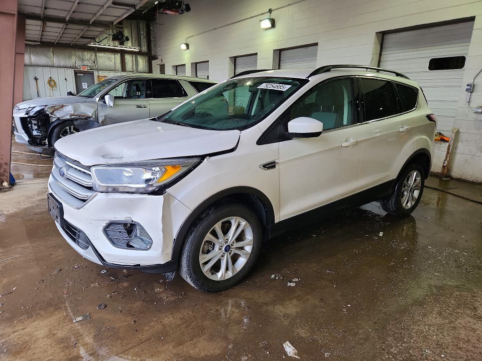 2018 FORD ESCAPE — VIN 1FMCU9GD8JUB38115