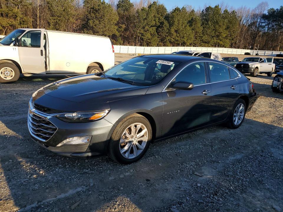 2021 CHEVROLET MALIBU — VIN 1G1ZD5ST3MF065355
