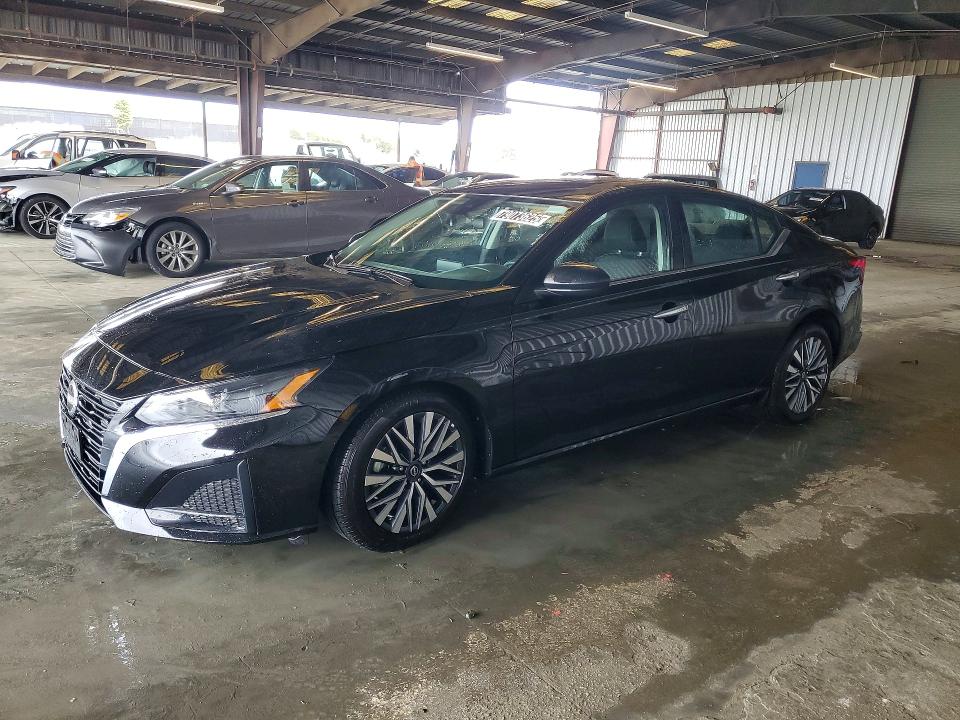 2025 NISSAN ALTIMA — VIN 1N4BL4DV4SN385264