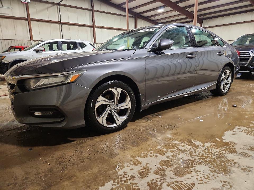 2018 HONDA ACCORD — VIN 1HGCV1F68JA101672