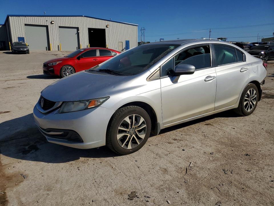 2015 HONDA CIVIC — VIN 19XFB2F84FE113902