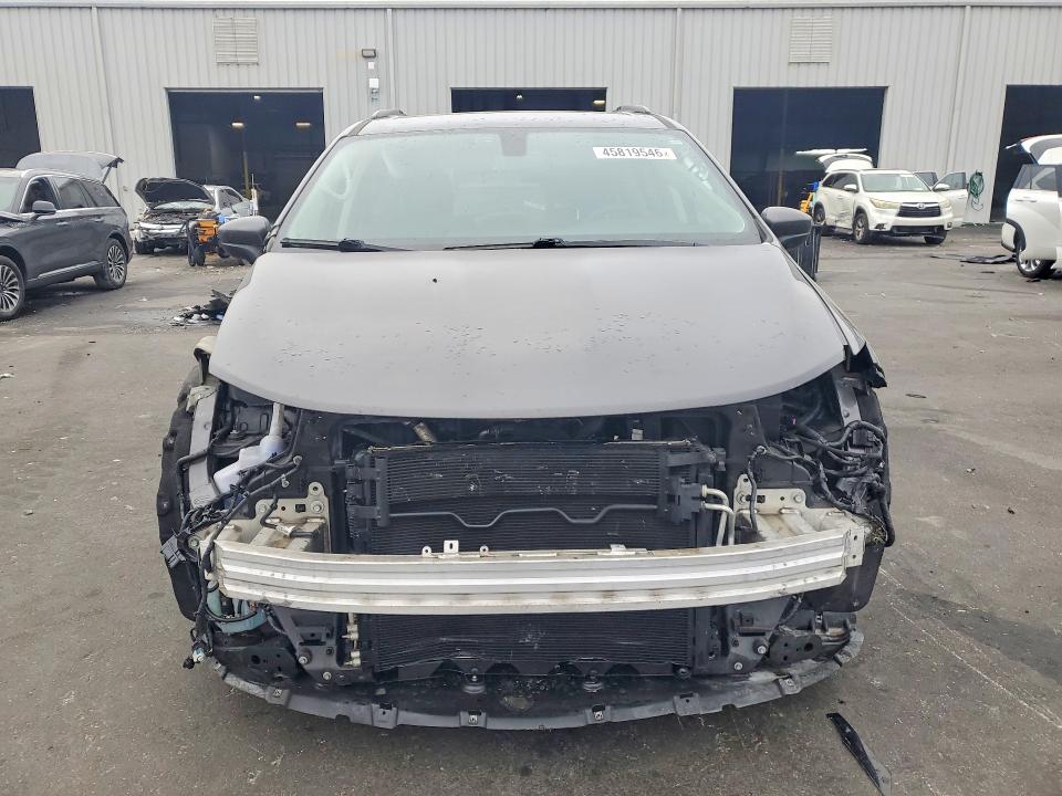2C4RC1DG2MR520479