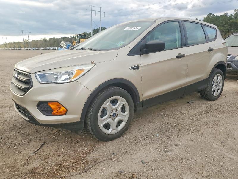 2017 FORD ESCAPE S — VIN 1FMCU0F7XHUC31381