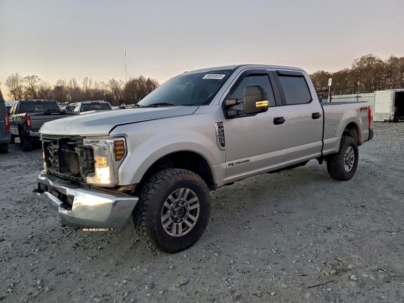 2018 FORD F250 SUPER — VIN 1FT7W2BT8JEC16747