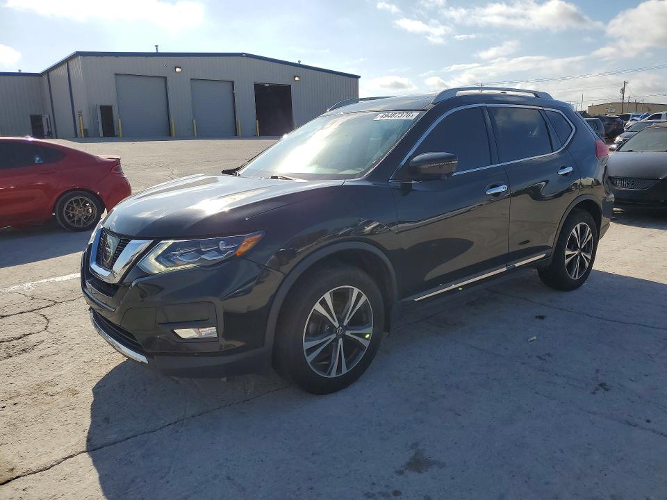 2017 NISSAN ROGUE — VIN 5N1AT2MV5HC761335