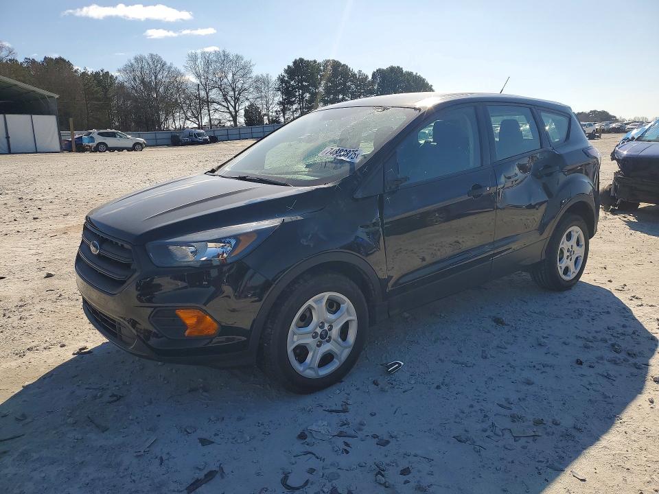 2018 FORD ESCAPE S — VIN 1FMCU0F77JUD13753