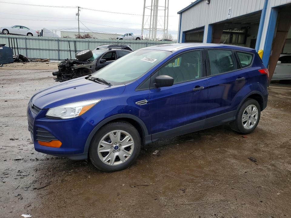 2015 FORD ESCAPE S — VIN 1FMCU0F73FUC21546