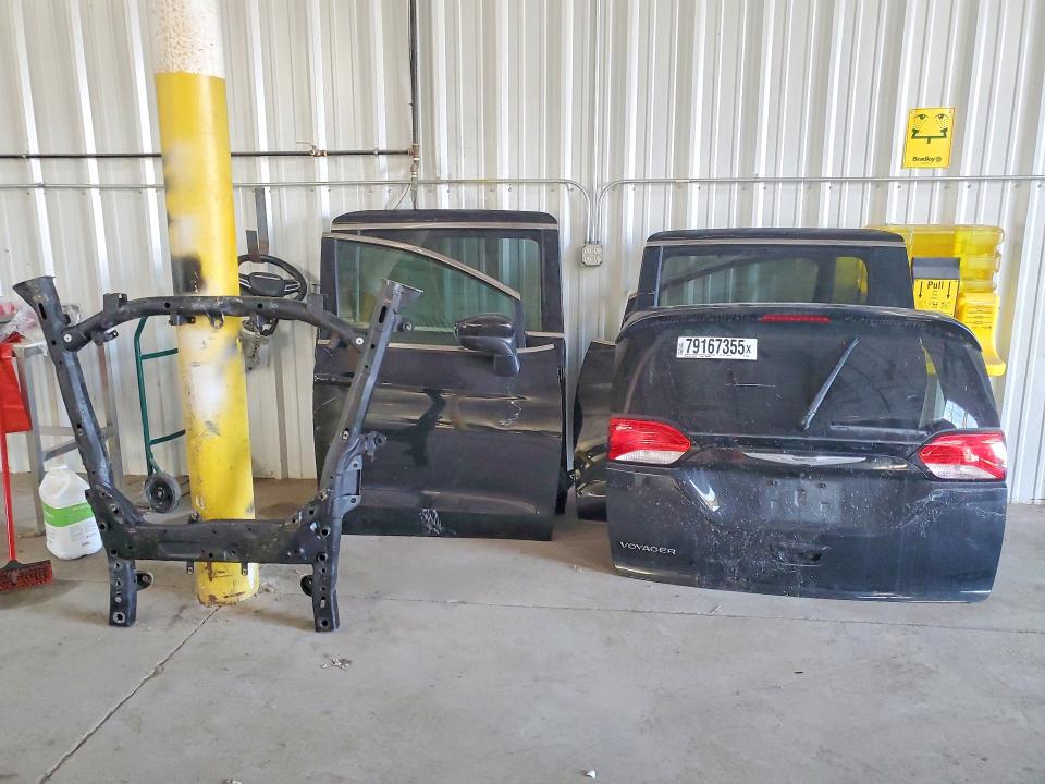 2021 CHRYSLER VOYAGER — VIN 2C4RC1DG6MR533512