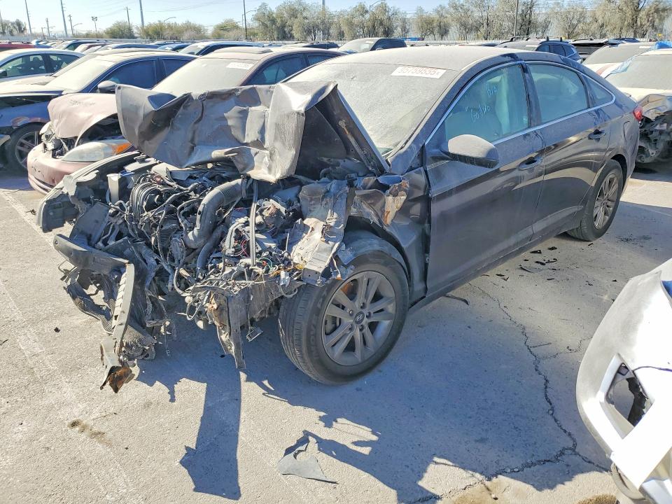 2016 HYUNDAI SONATA — VIN 5NPE24AF9GH395304