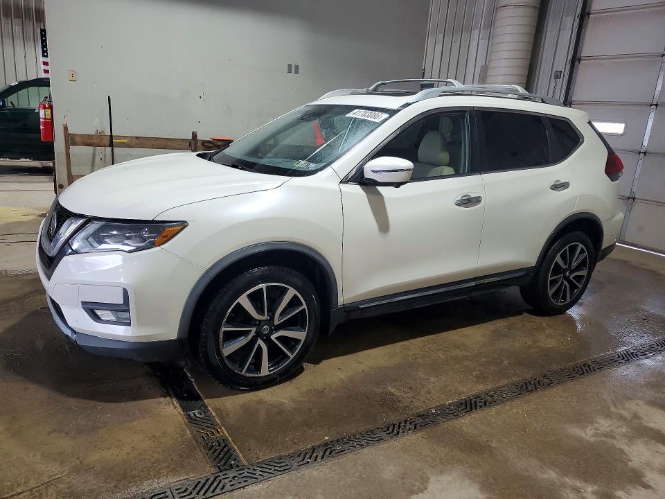2018 NISSAN ROGUE — VIN JN8AT2MV6JW330256