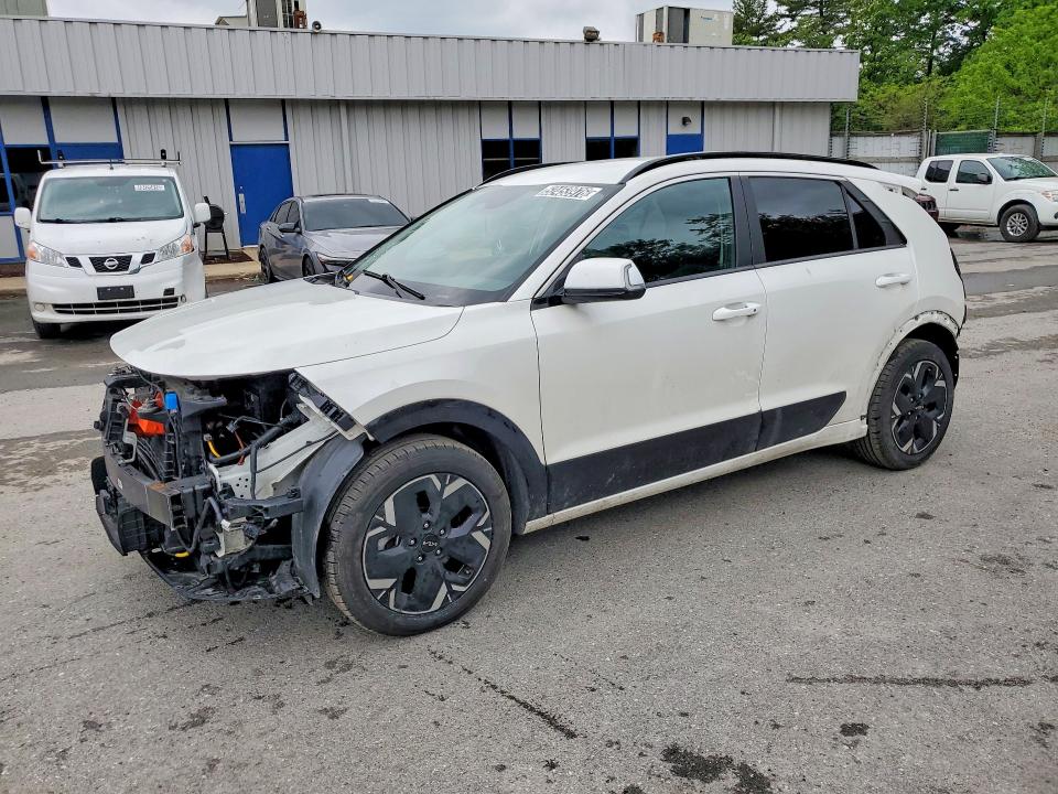 2024 KIA NIRO — VIN KNDCR3L16R5107577