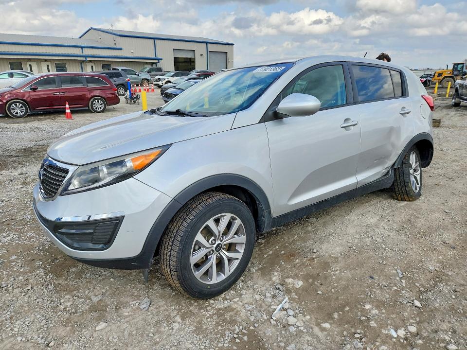 2016 KIA SPORTAGE — VIN KNDPB3ACXG7819618