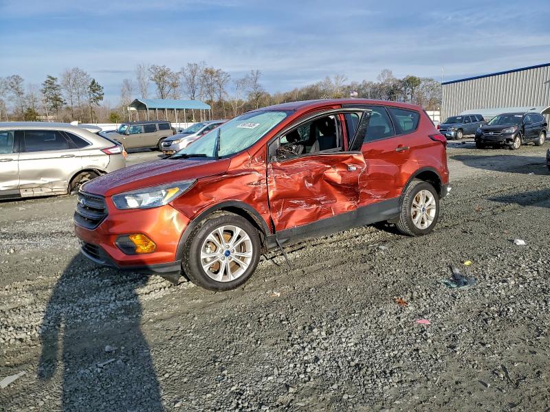 2019 FORD ESCAPE S — VIN 1FMCU0F71KUC19742